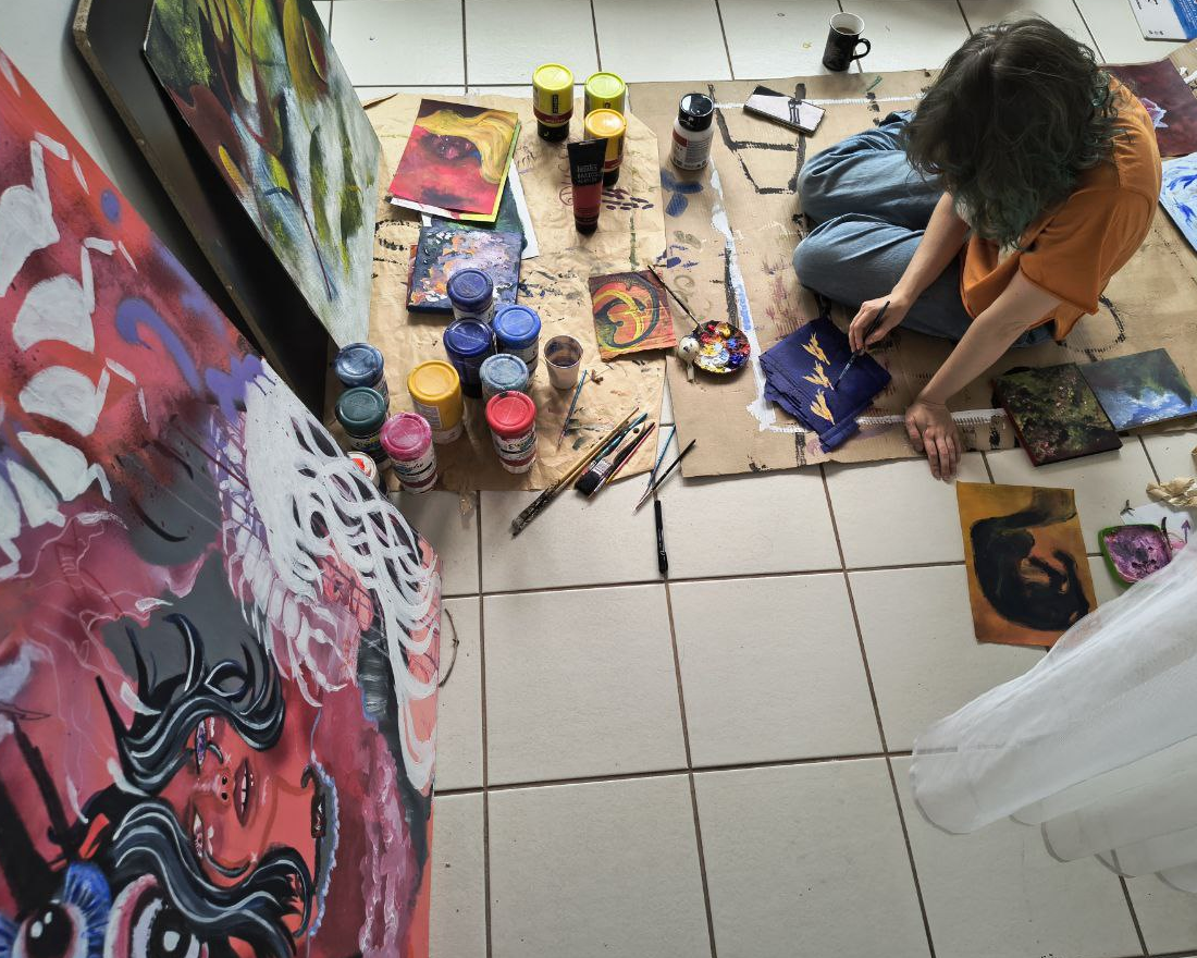 painting session on the floor 