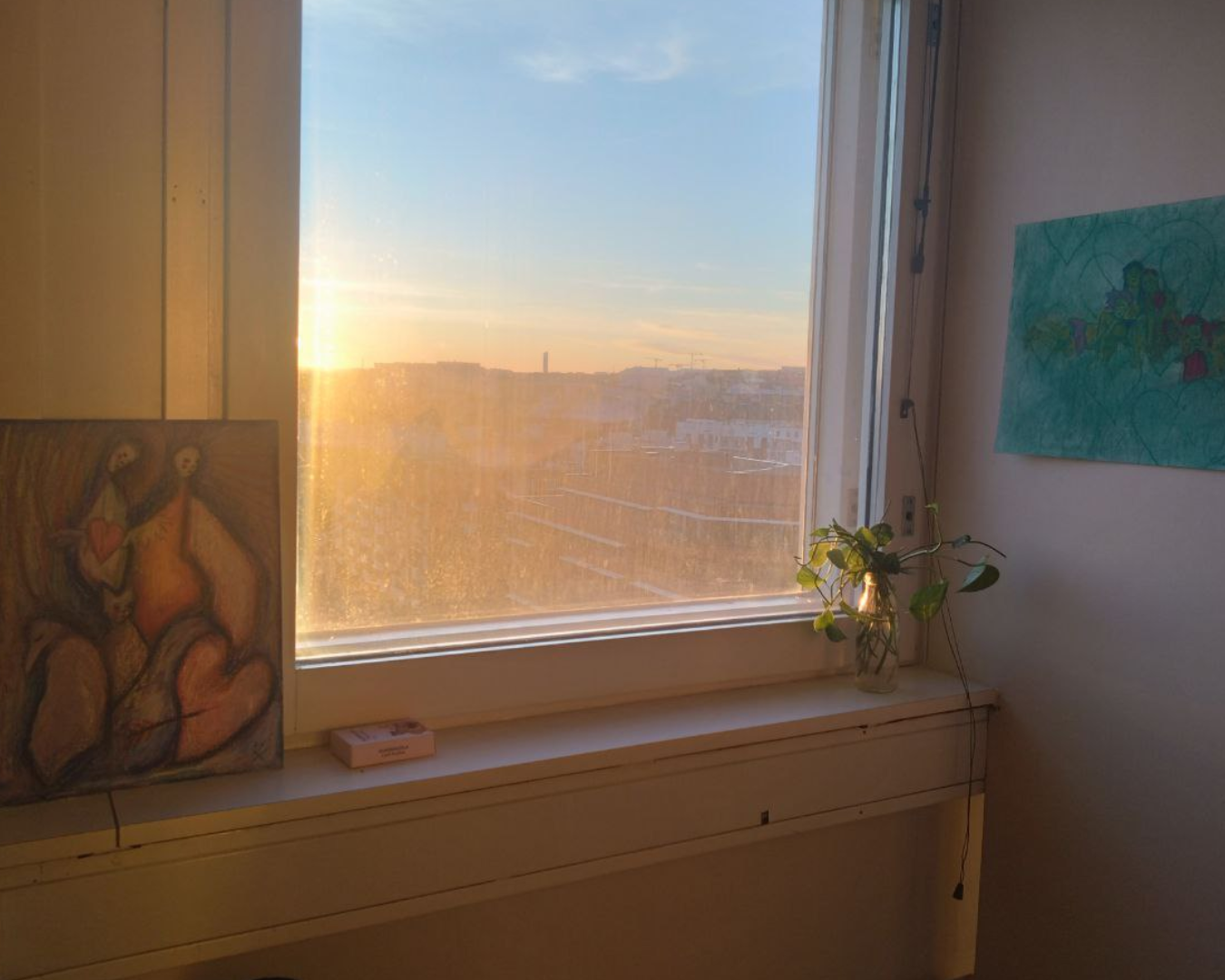 evening glow plus paintings with hearts and creatures